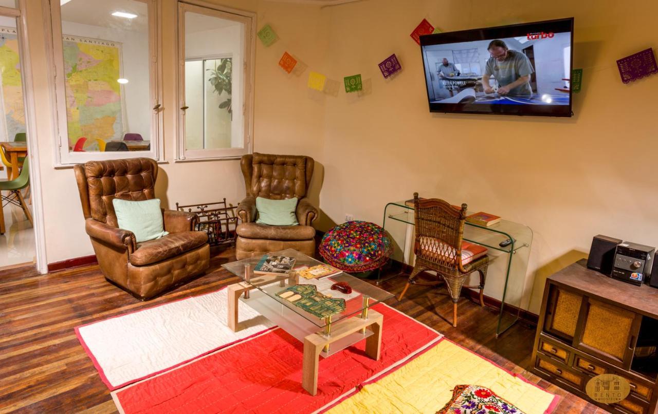 Bento Hostel (Adults Only) ซานติอาโก ภายนอก รูปภาพ