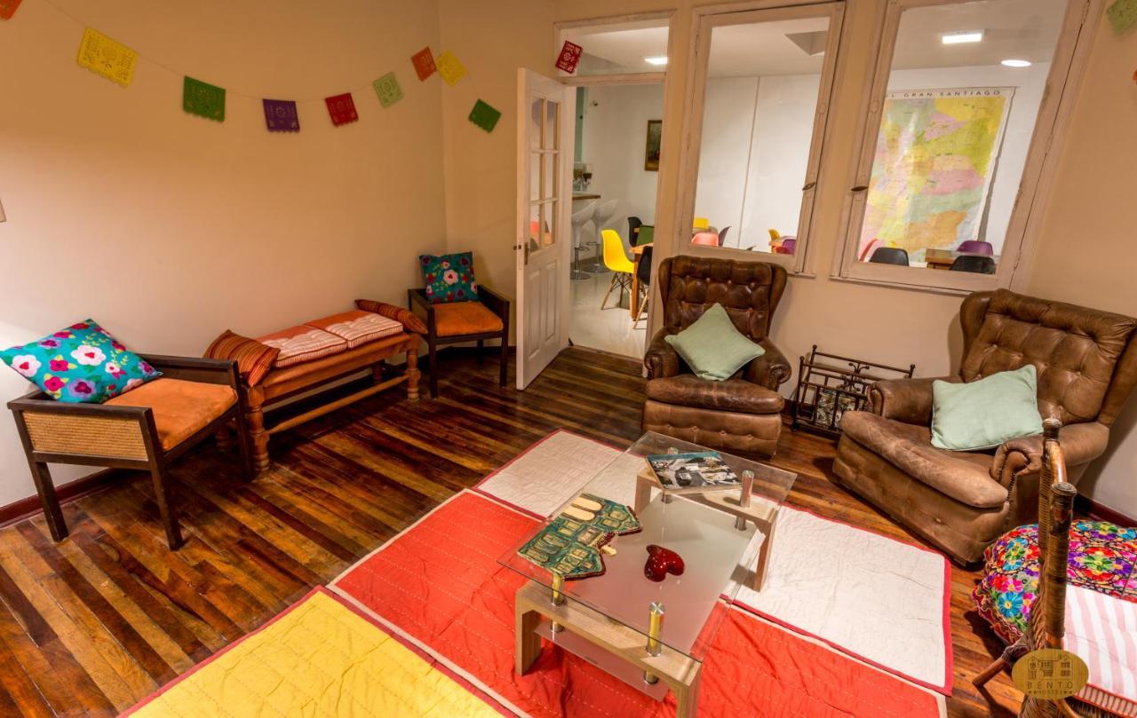 Bento Hostel (Adults Only) ซานติอาโก ภายนอก รูปภาพ